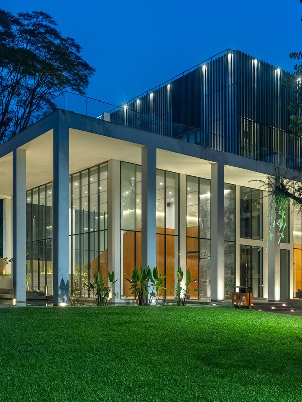 cubeinside-multipurpose-conference-building-of-bcdm-community-centres-archello.1778770380.0741